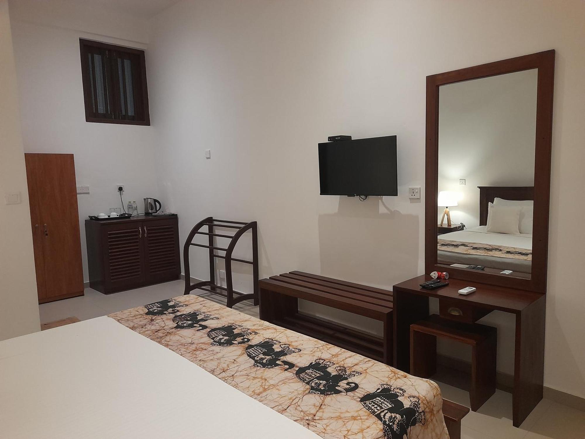 Tranquil Hotel Hikkaduwa Kültér fotó